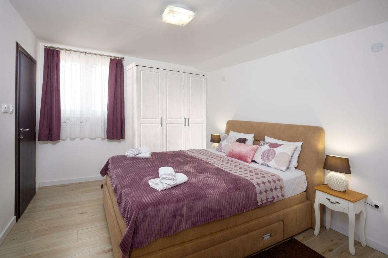 Nena Apartment สปลิท ภายนอก รูปภาพ